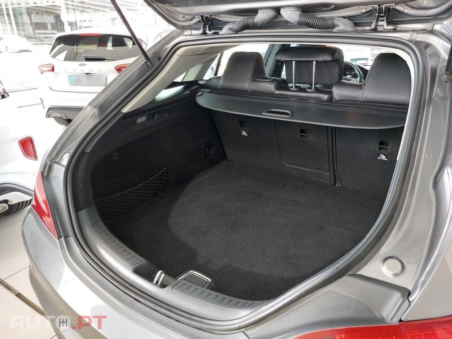 Mercedes-Benz CLA 180 d Shooting Brake Aut.