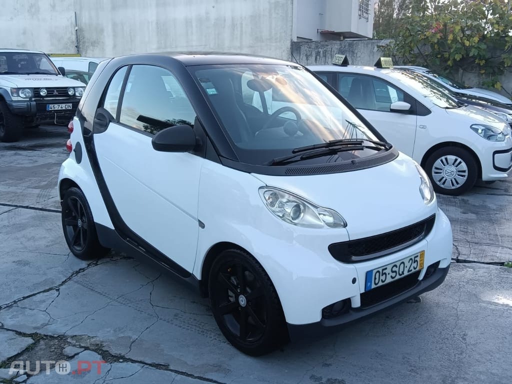 Smart ForTwo Outro