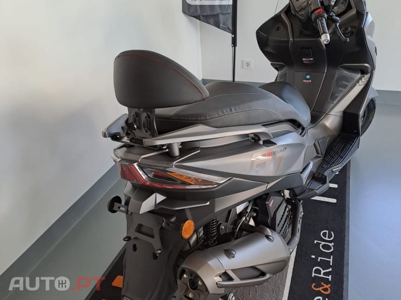 Mitt 125 GT MAX