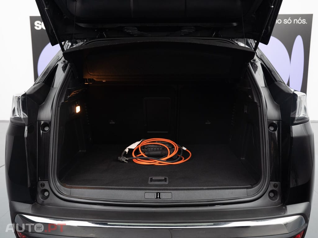 Peugeot 3008 1.6 Hybrid Allure e-EAT8