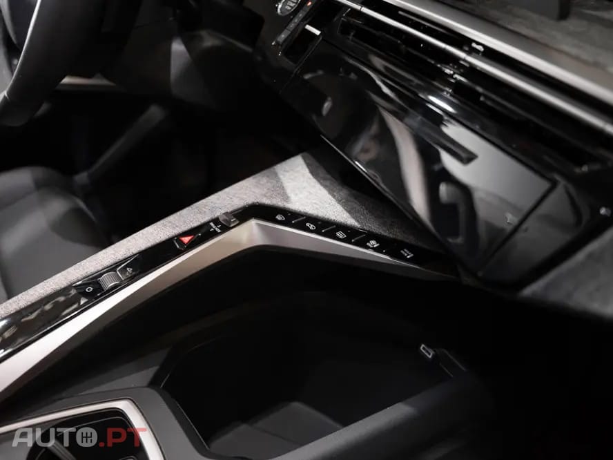 Peugeot 5008 1.2 Hybrid Allure e-DCS6