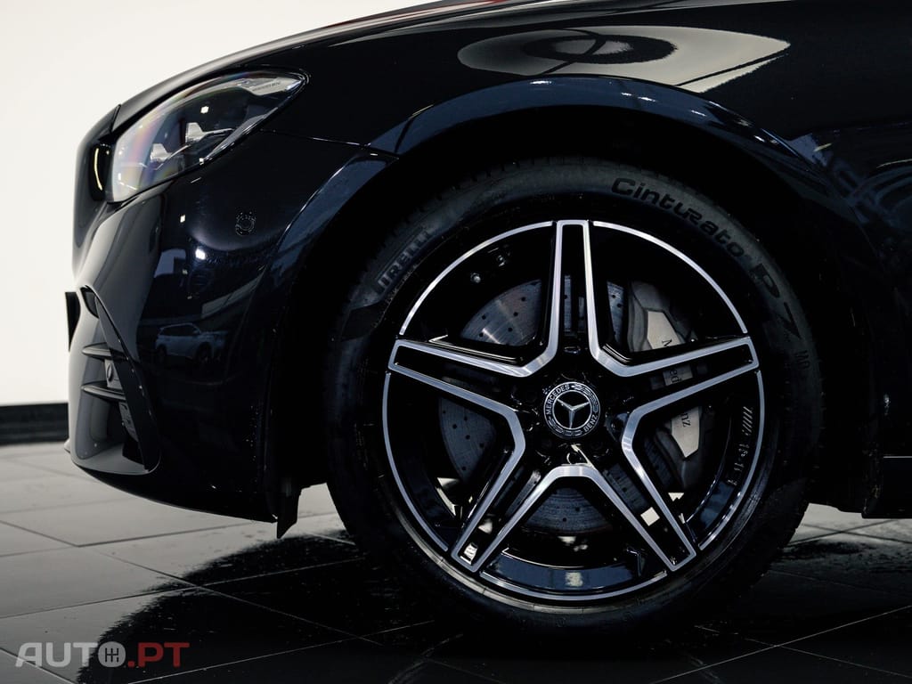 Mercedes-Benz E 300 e AMG Line