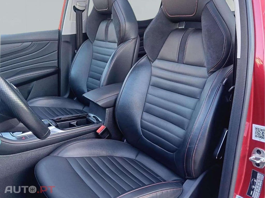 MG EHS LUXURY PHEV