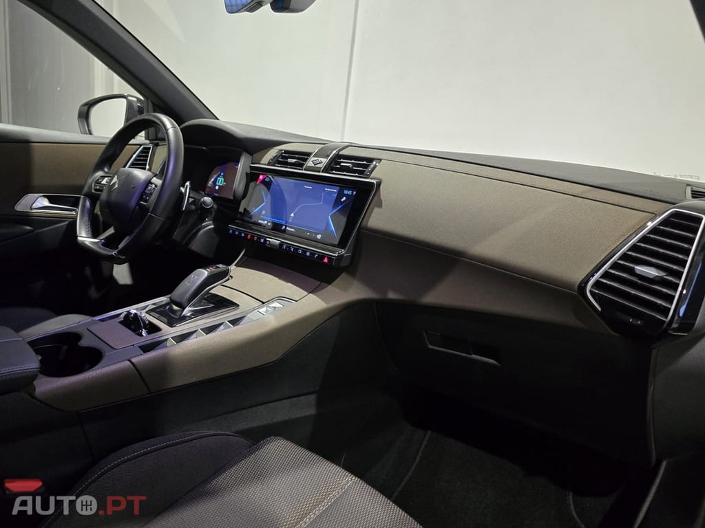 DS DS7 Crossback E-Tense Bastille+ EAT8
