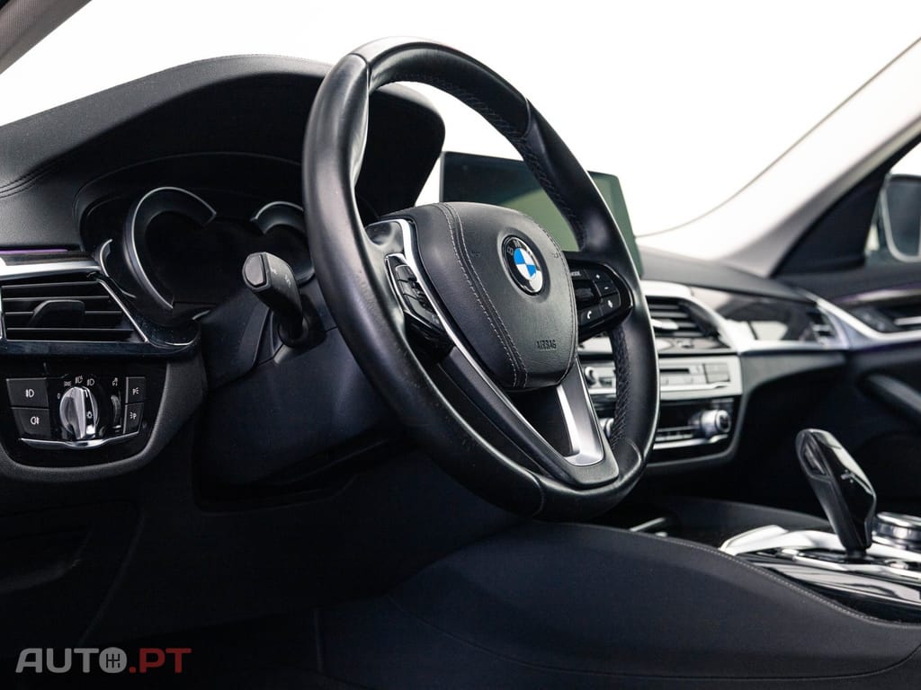 BMW 520 d Line Luxury Auto