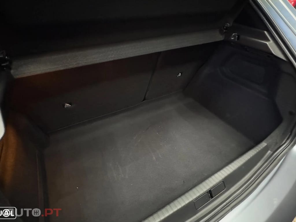 Peugeot E-208 50 kWh Active Pack