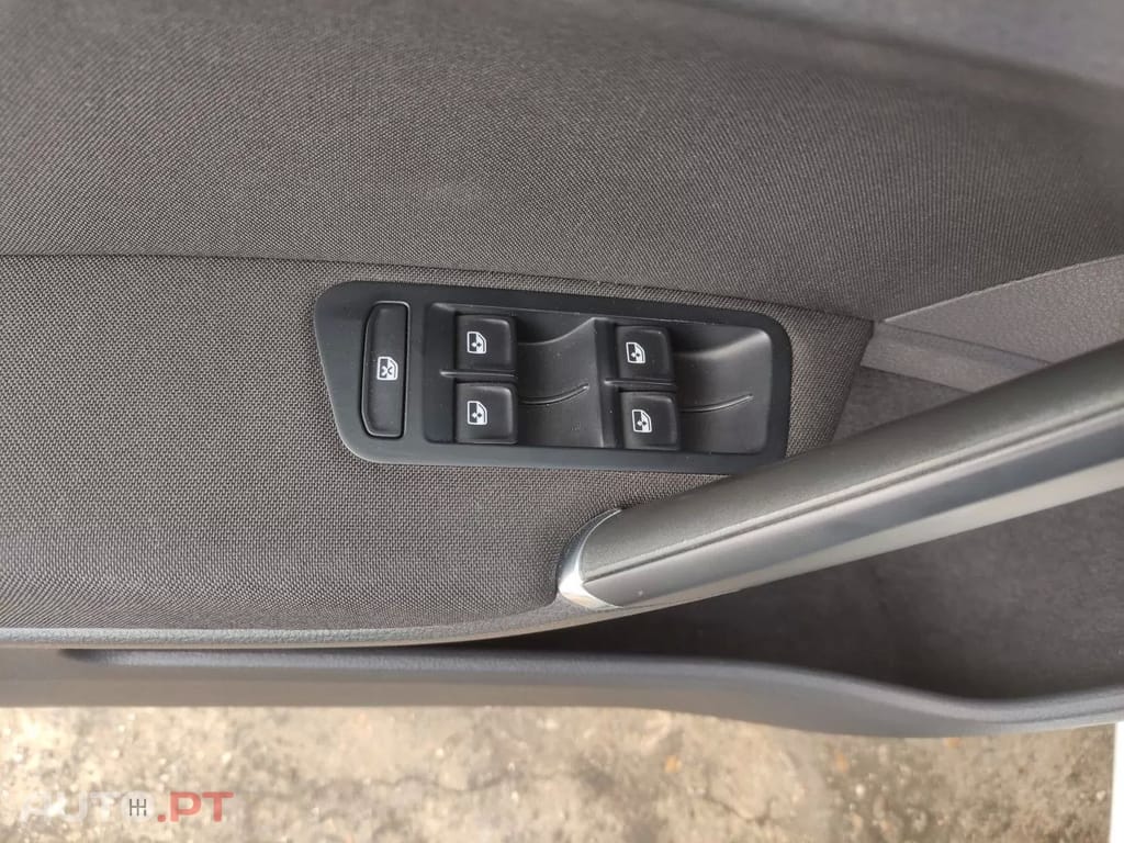 Volkswagen e-Golf Cockpit Virtual