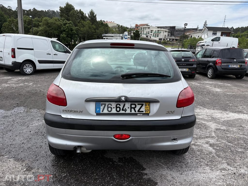 Peugeot 206 1.1 Color Line