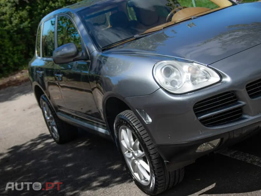 Porsche Cayenne Tiptronic
