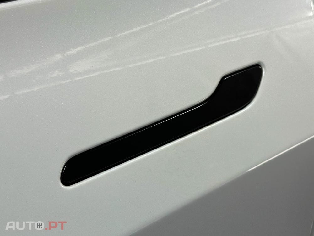 Tesla Model 3 Long Range AWD Dual Motor