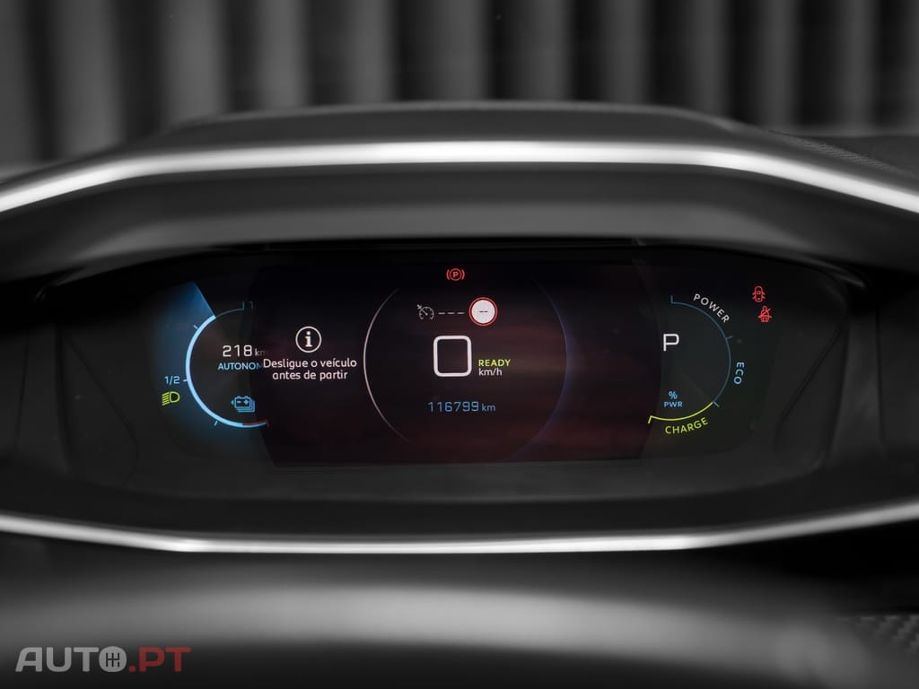 Peugeot E-2008 Allure