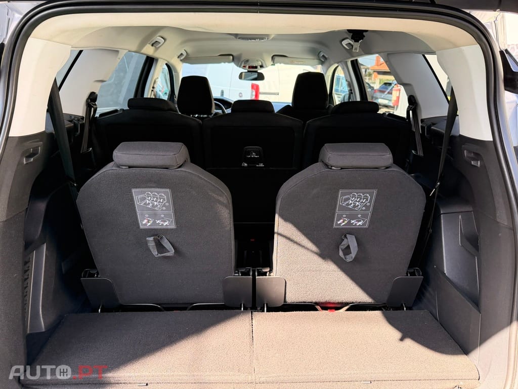 Peugeot 5008 1.6 HDI Allure 120cv Auto
