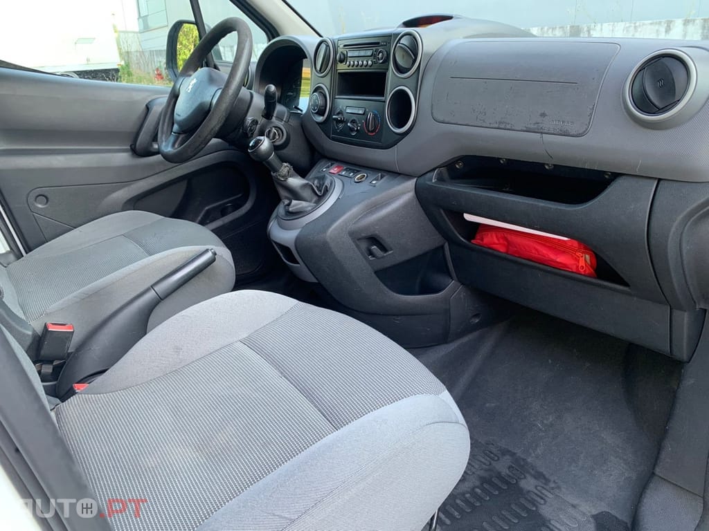 Peugeot Partner 1.5 BlueHDi Asphalt Standard