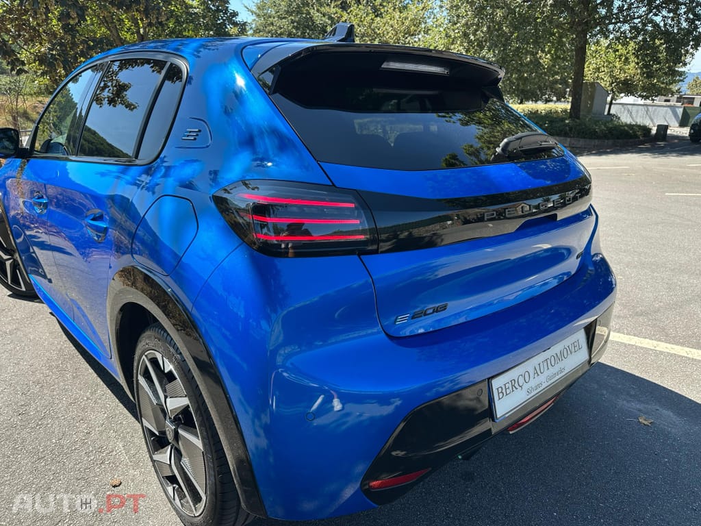 Peugeot E-208 51 kWh GT