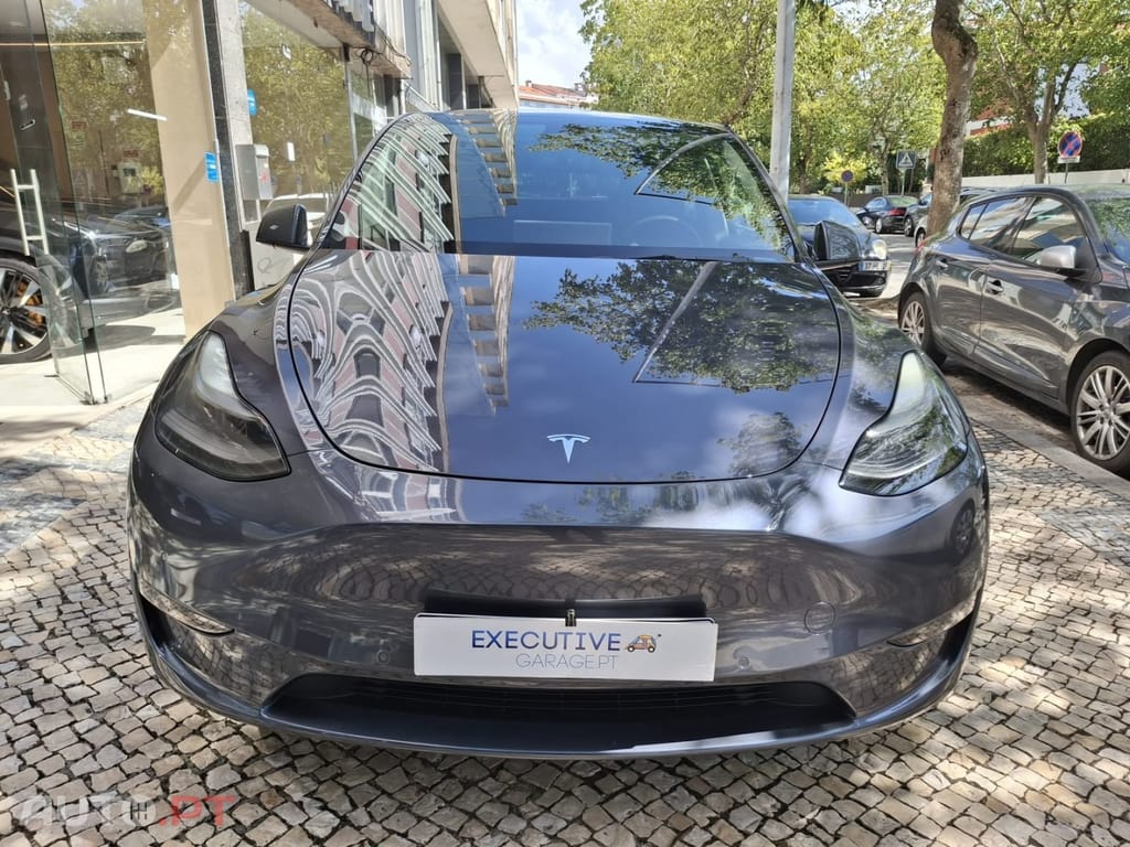 Tesla Model Y Long Range Tração Integral