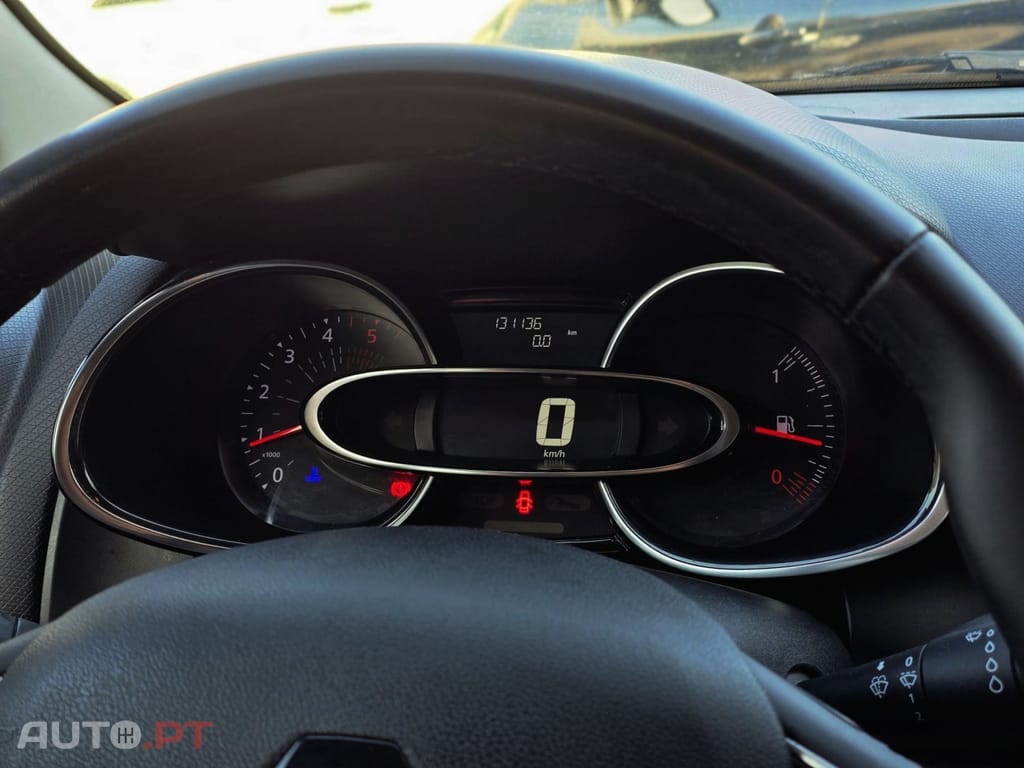 Renault Clio Sport Tourer Energy dCi 110 Start & Stop INTENS