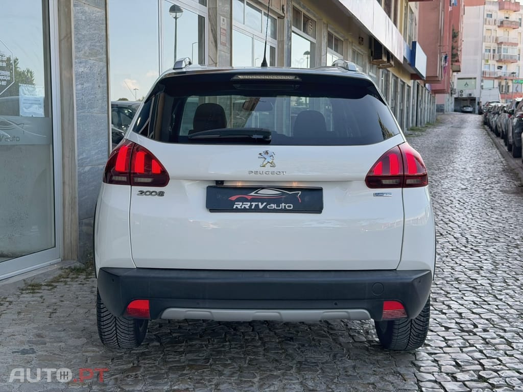 Peugeot 2008 1.2 PureTech Crossway EAT6