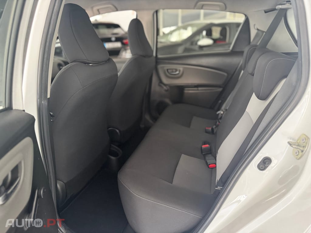 Toyota Yaris 1.5 VVT-i Exclusive+Pack Luxury