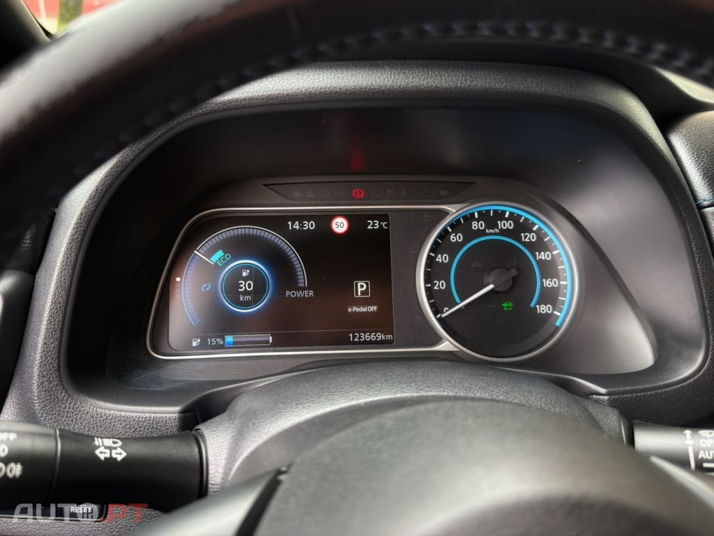 Nissan Leaf Acenta
