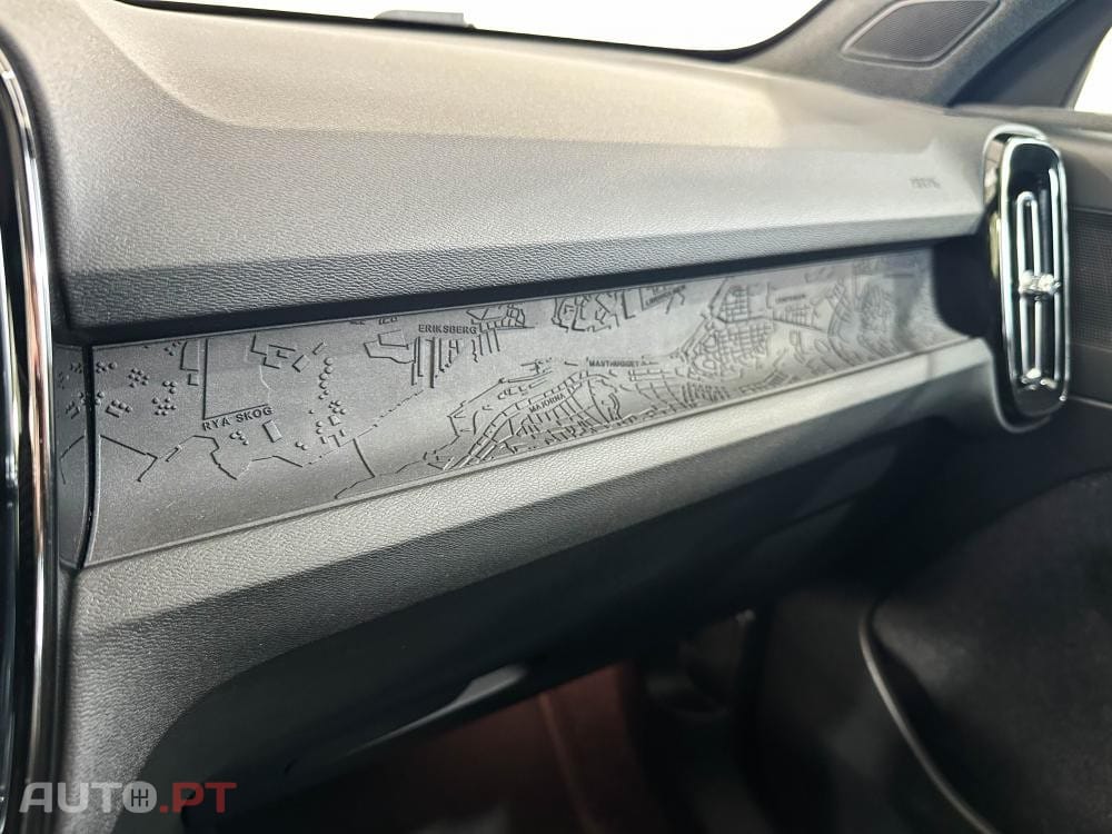 Volvo XC40 Recharge 82 kWh Twin Motor Ultimate