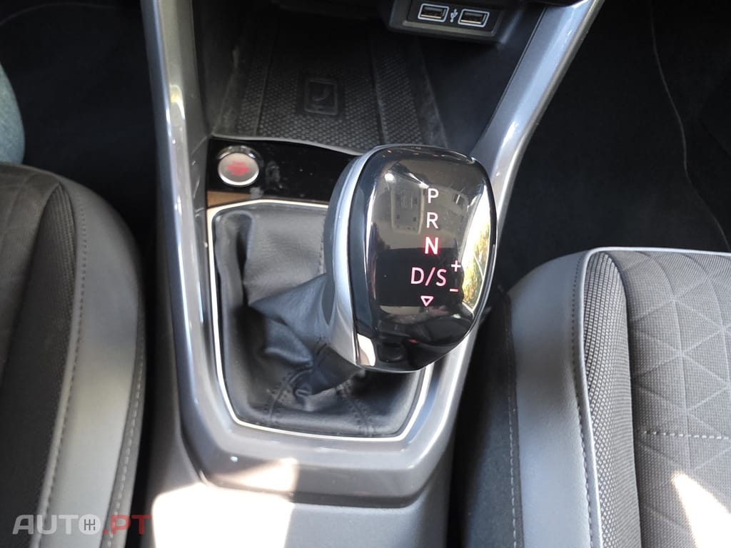Volkswagen T-Cross 1.0 TSI Life DSG