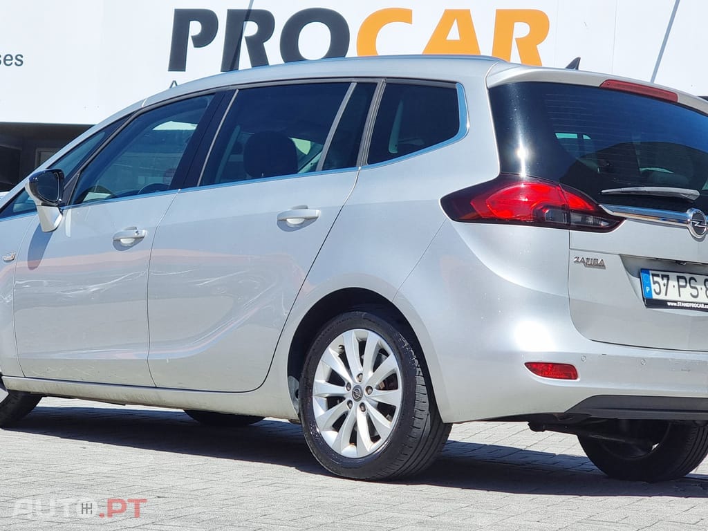 Opel Zafira 1.6 CDTi Executive