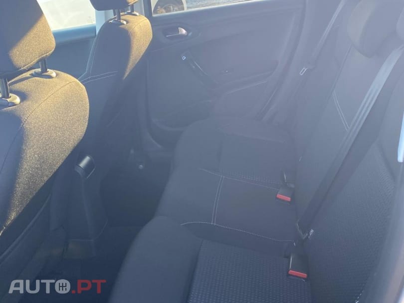 Peugeot 208 1.2 PureTech Allure