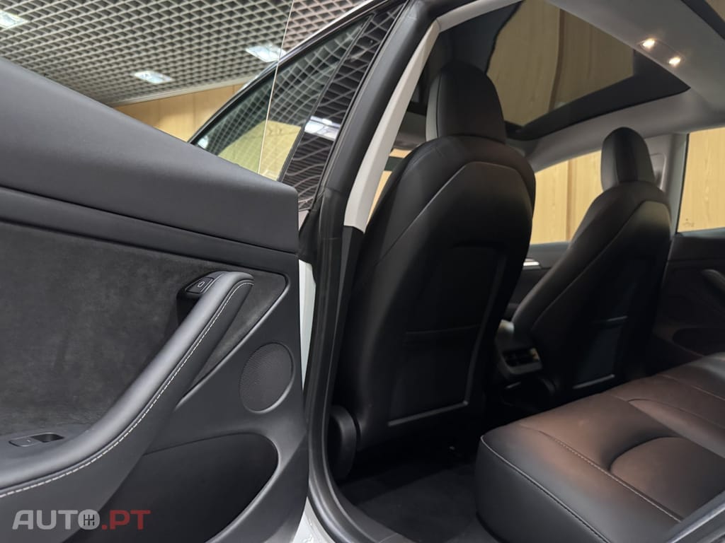 Tesla Model 3 Long Range Tração Integral