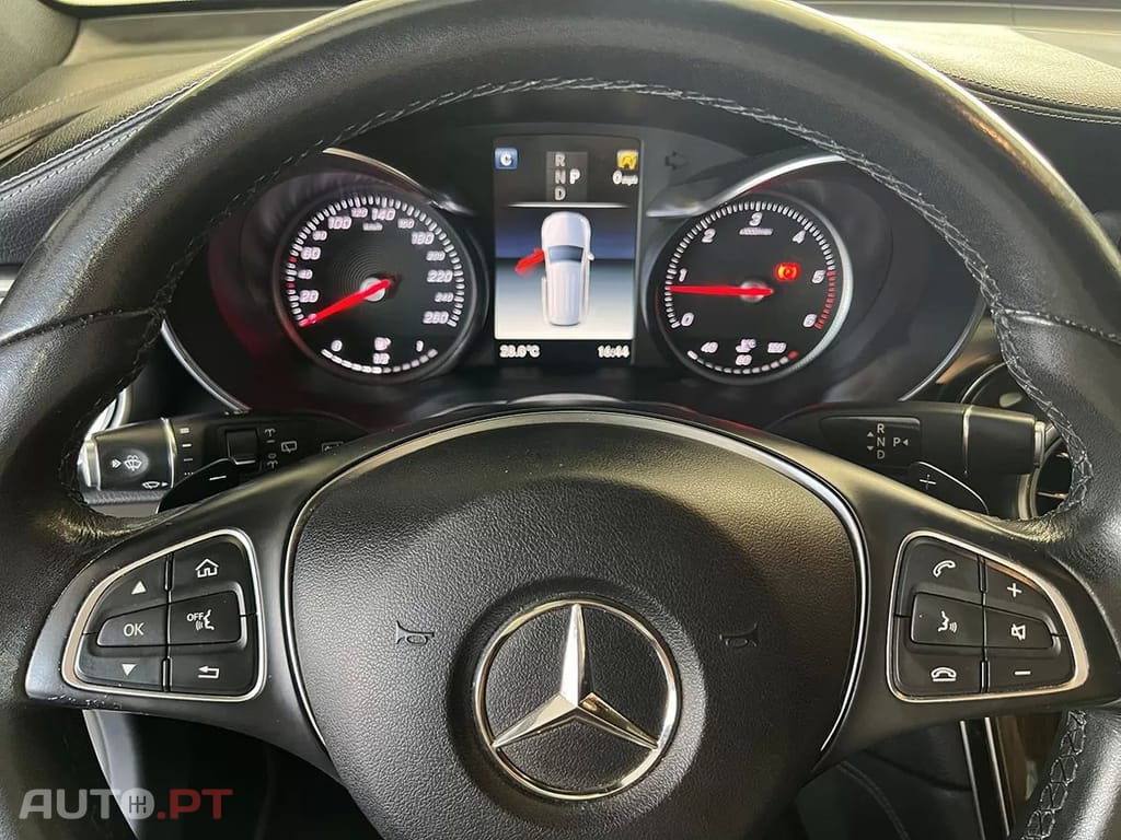 Mercedes-Benz GLC 220 D 4MATIC EXCLUSIVE