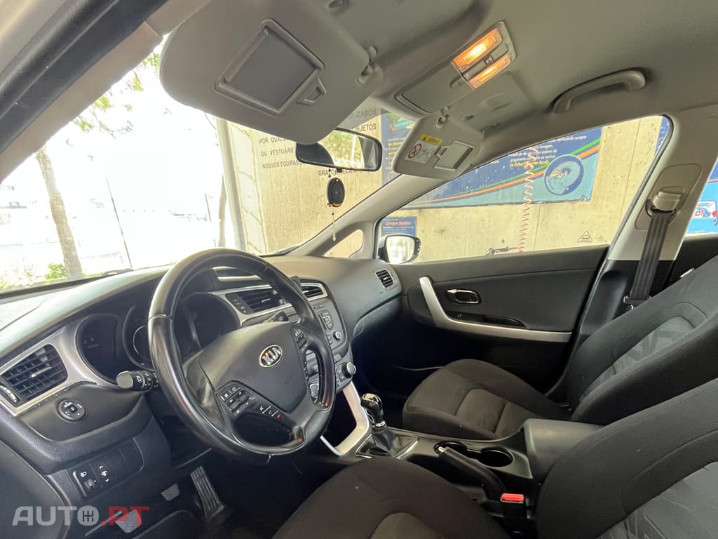 Kia Ceed 1.4 CRDi EX