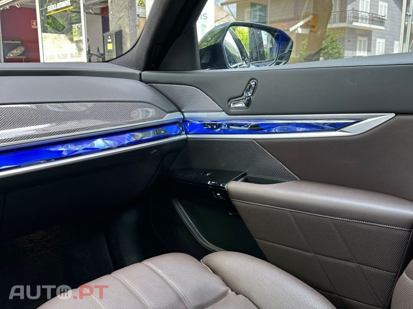 BMW i7 xDrive60 Pack Desportivo M