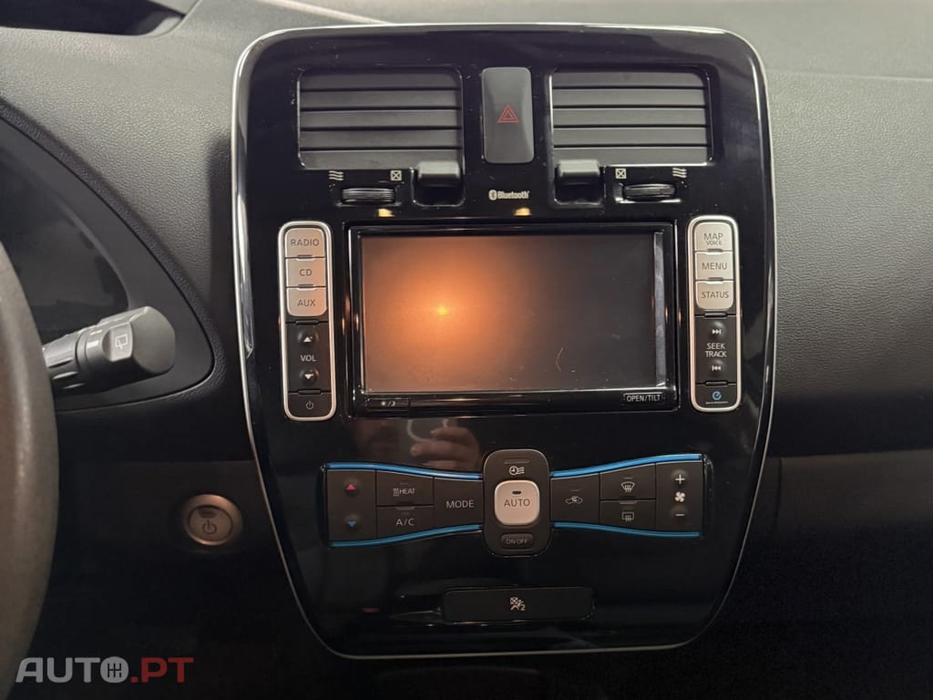 Nissan Leaf 24 kWh (c/ Bateria) Tekna