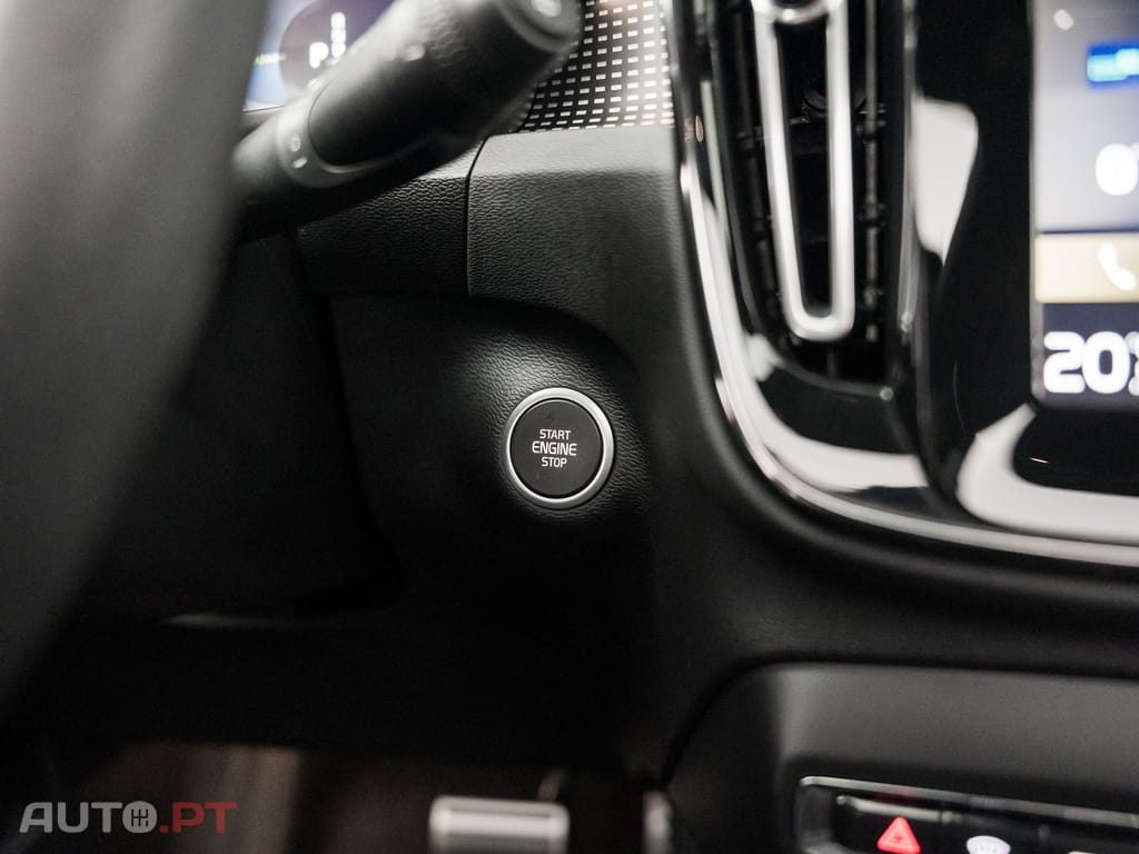 Volvo XC40 1.5 T5 PHEV R-Design