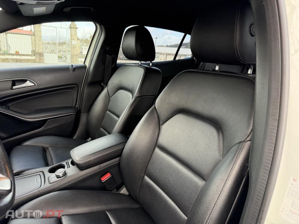 Mercedes-Benz GLA 180 d 7G-DCT Urban