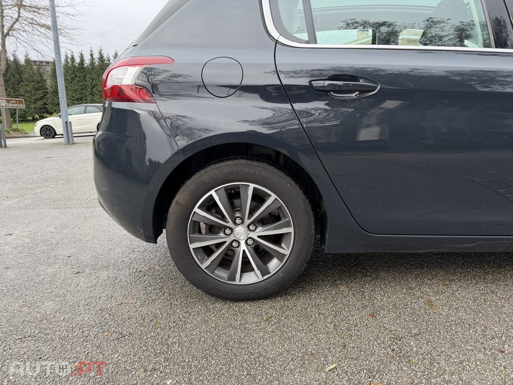 Peugeot 308 1.6 BlueHDi Allure