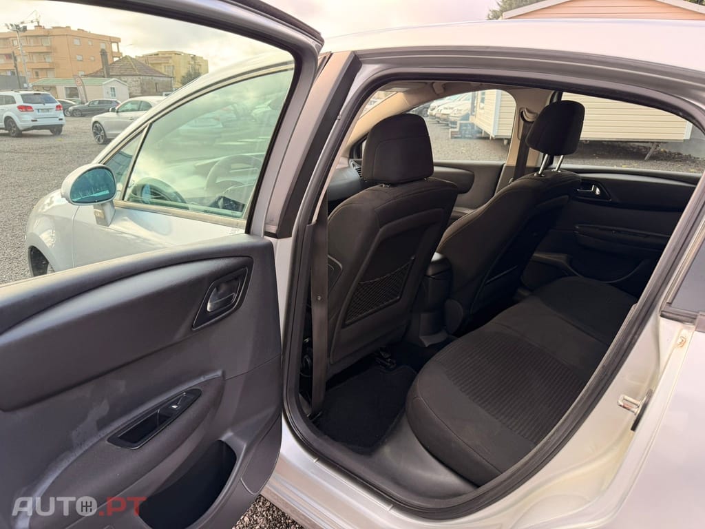 Citroen C4 1.4 16V VTR Pack