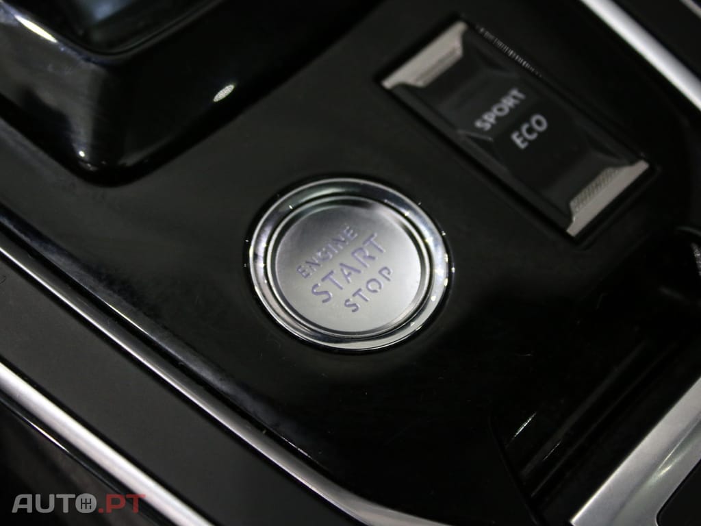 Peugeot 308 1.2 PureTech GT EAT8