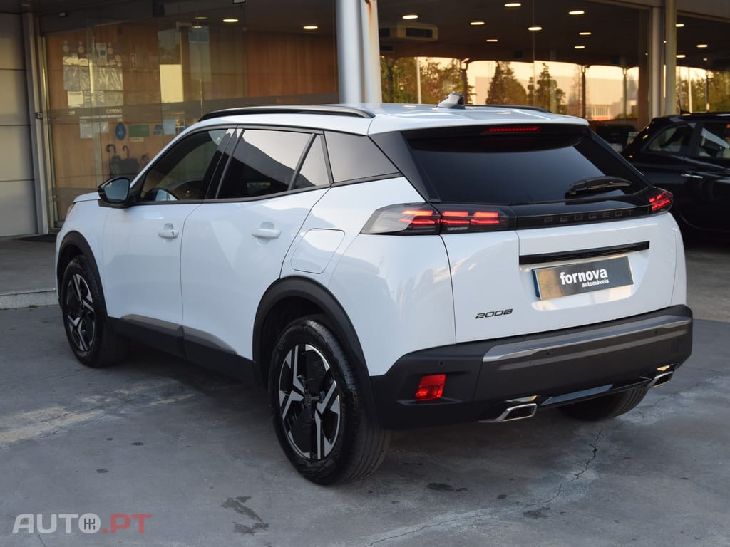 Peugeot 2008 1.2 PureTech Allure Pack EAT8