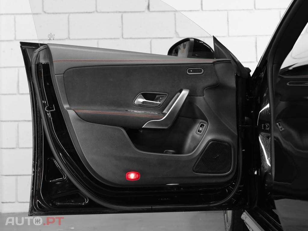 Mercedes-Benz CLA 250 e Shooting Brake AMG Line