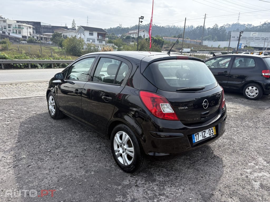 Opel Corsa 1.2 Enjoy