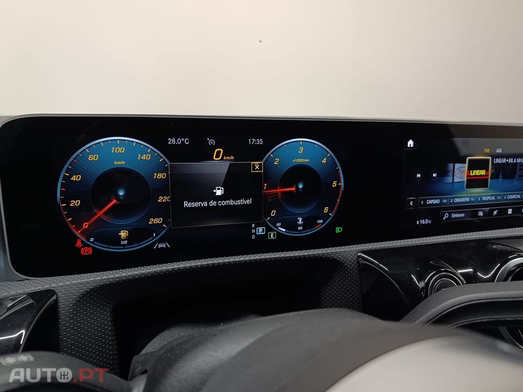 Mercedes-Benz CLA 180 d Shooting Brake AMG Auto