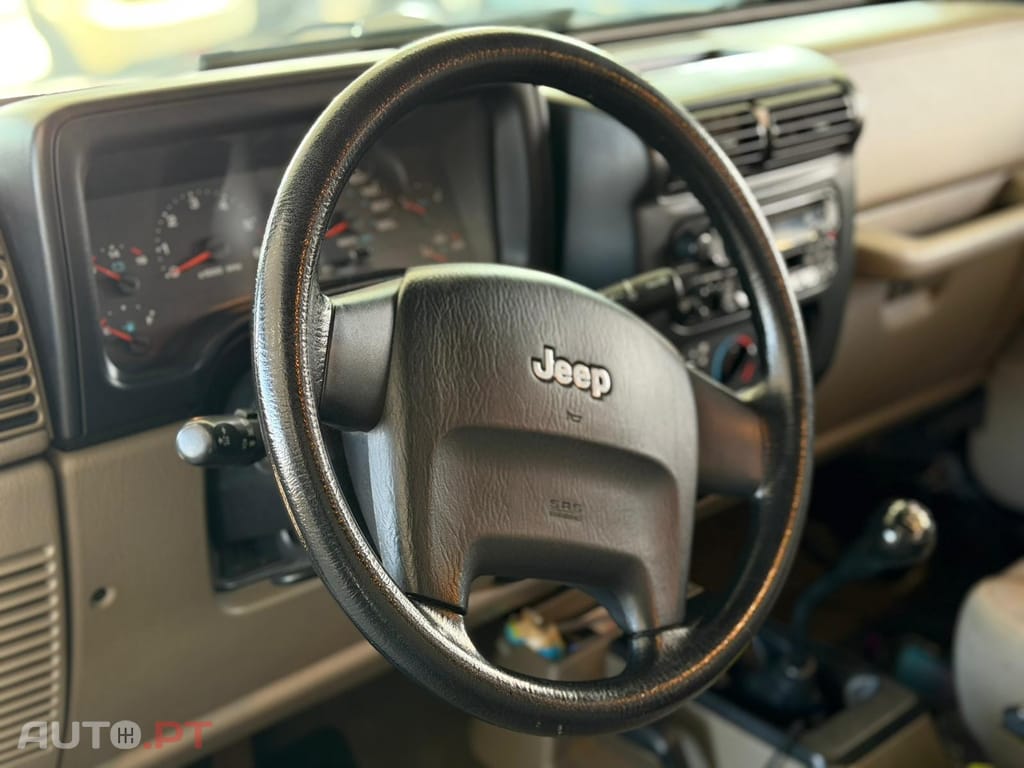 Jeep Wrangler 2.4 Soft Top