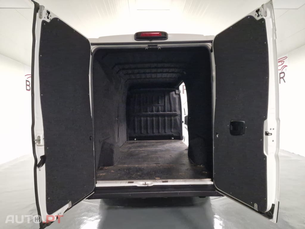 Peugeot Boxer 2.2 BlueHDi 435 L4H2 Premium