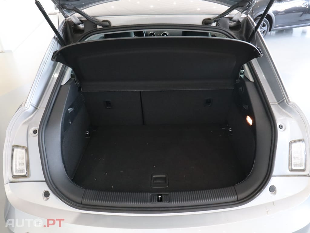 Audi A1 1.0 TFSI Advance