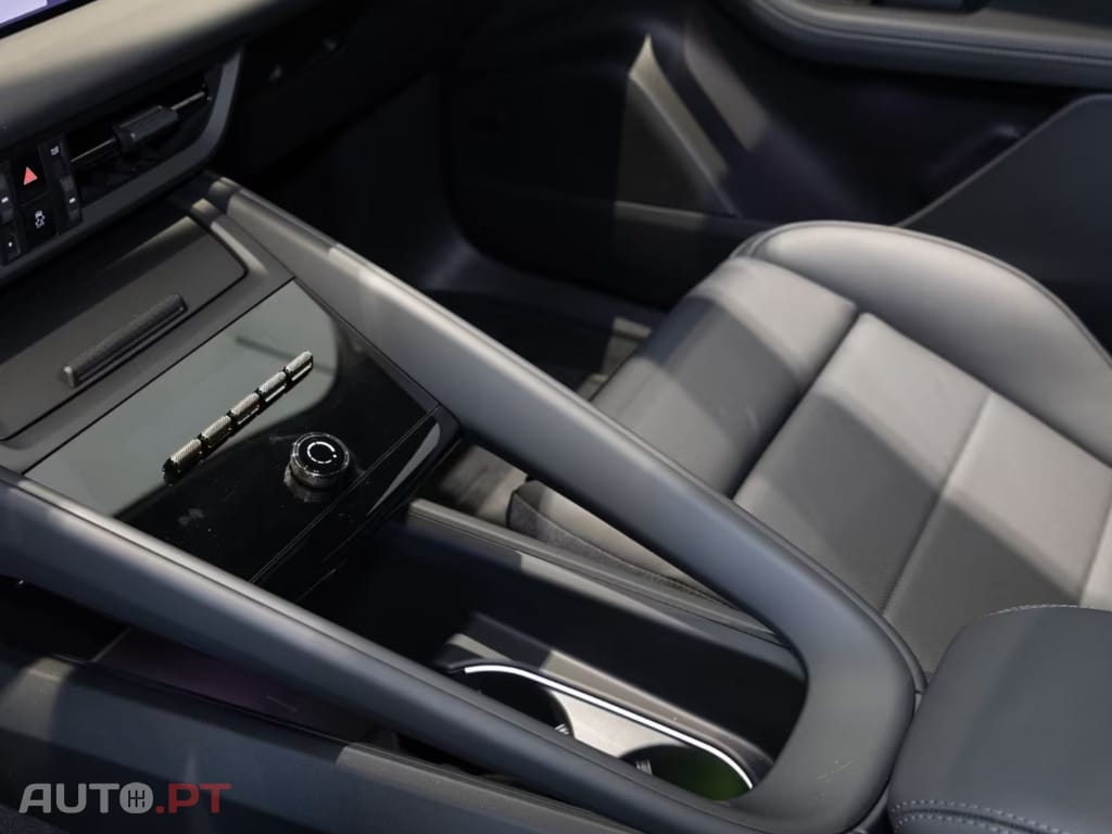 Porsche Macan Turbo  I.V.A DEDUTÍVEL