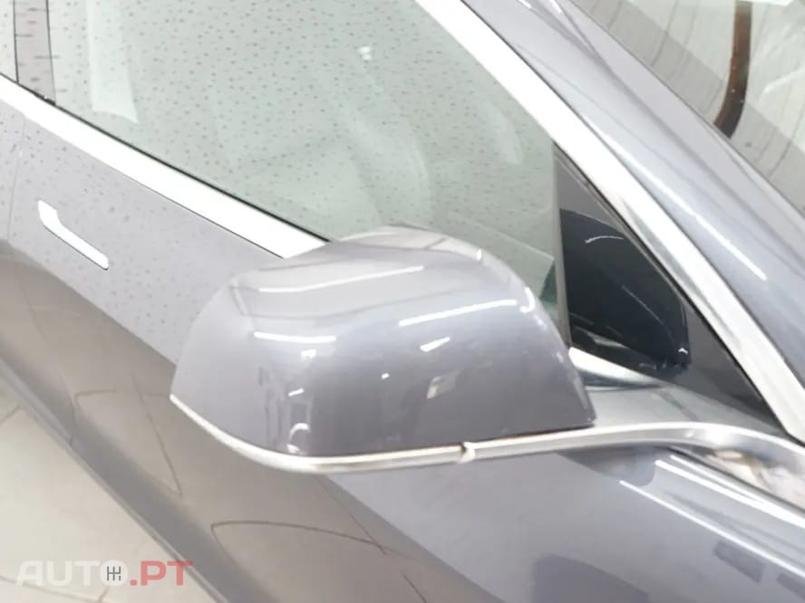 Tesla Model 3 Standard Range Plus RWD