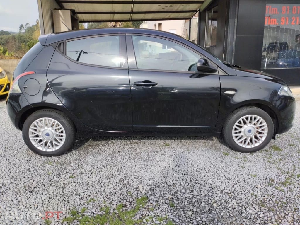 Lancia Ypsilon 1.2 S&S Gold