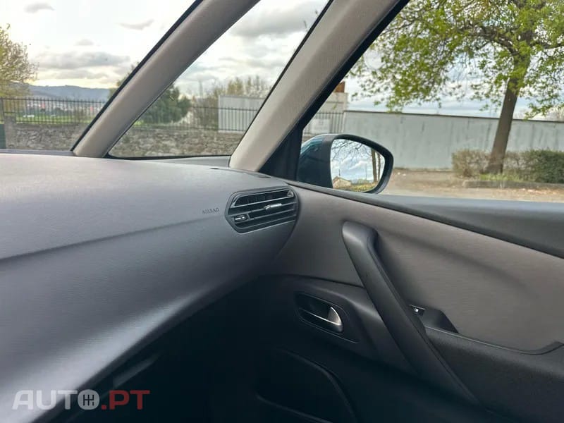 Citroen C4 SpaceTourer 1.2 PureTech Feel EAT8