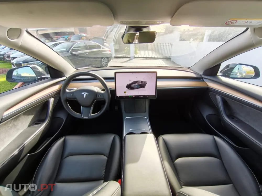 Tesla Model 3 Tração Traseira Premium