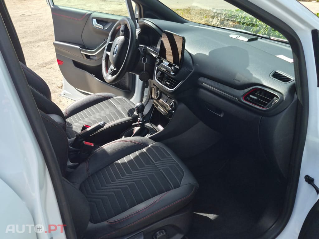 Ford Puma St-line X 155cv